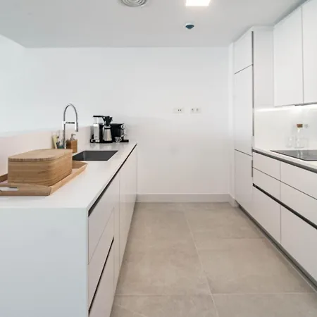 Apartment Cah - Large Terrace, Indoor Pool And Gym *