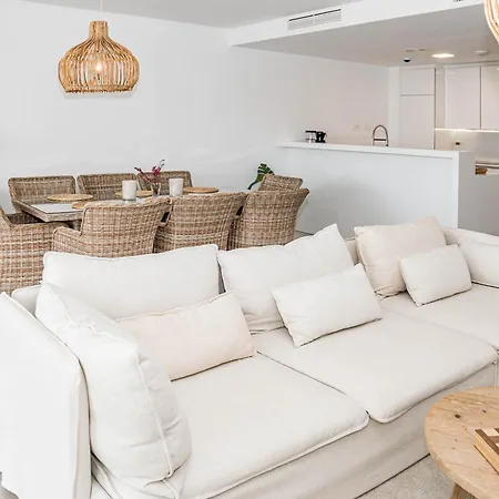 Cah - Large Terrace, Indoor Pool And Gym Apartment Marbella