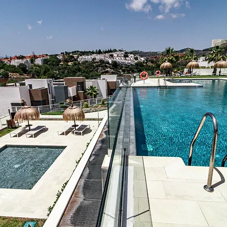 Cah - Large Terrace, Indoor Pool And Gym